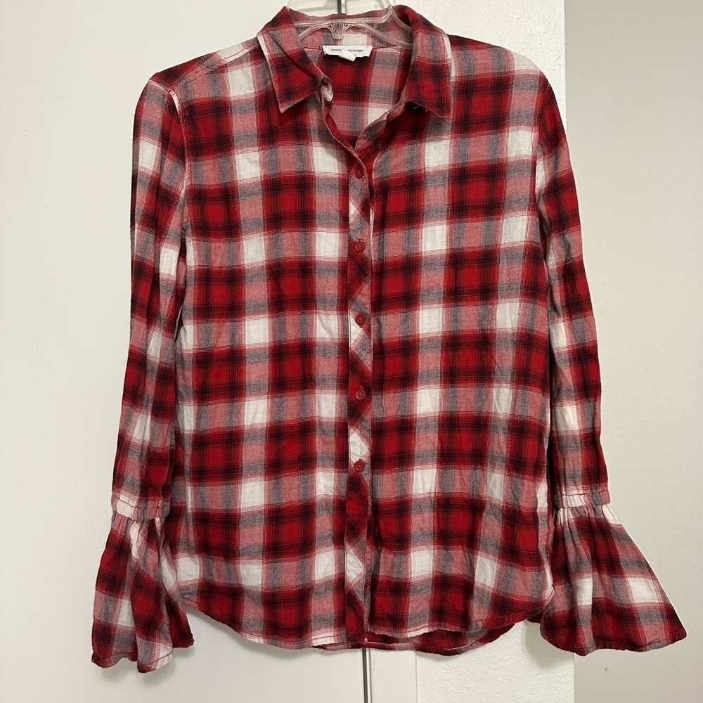 Beachlunchlounge red plaid button down casual blouse with ruffled sleeves Sz S